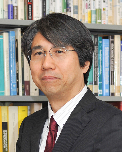 第３代総合情報センター長
（平成24年～現在まで） 
三澤　哲也 氏