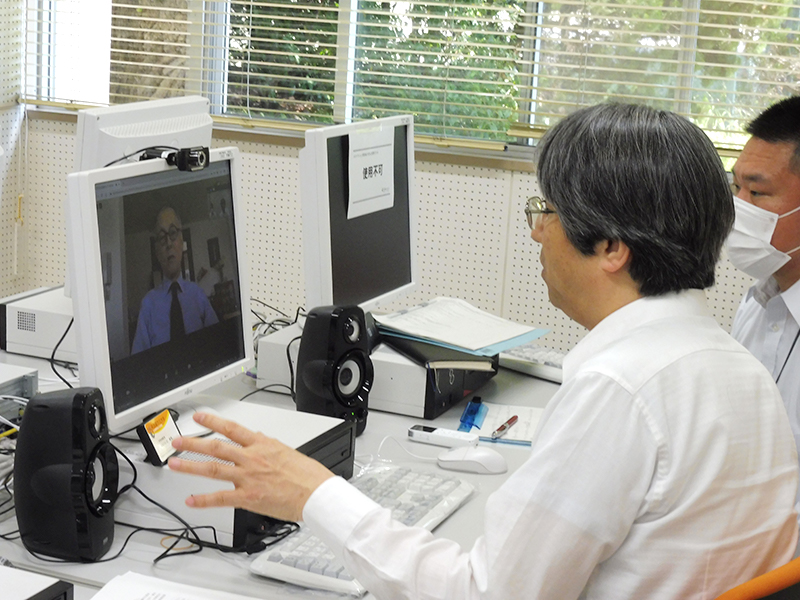 鼎談はオンラインで実施