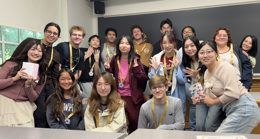 最後まで一生懸命勉強を続けてくれた、日本語クラスの学生たち。