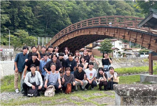 研究室の皆さん