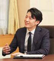 長谷川実氏