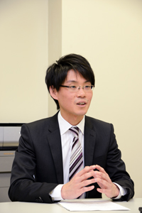 小林 俊介さん